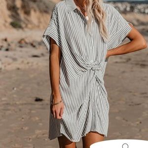 VICI medium swim cover up !! tags still on